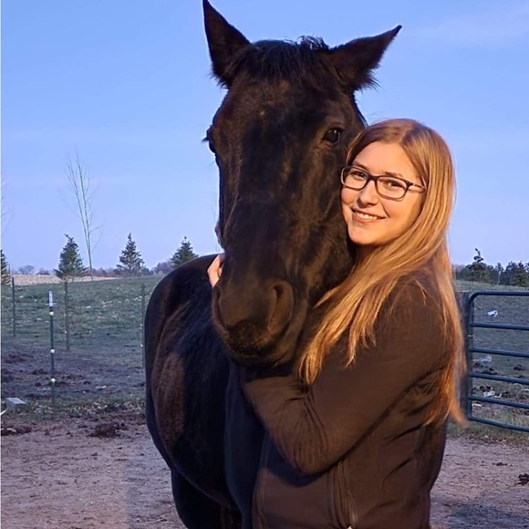 Meet your Posher, Morgan - Picture 10 of 16